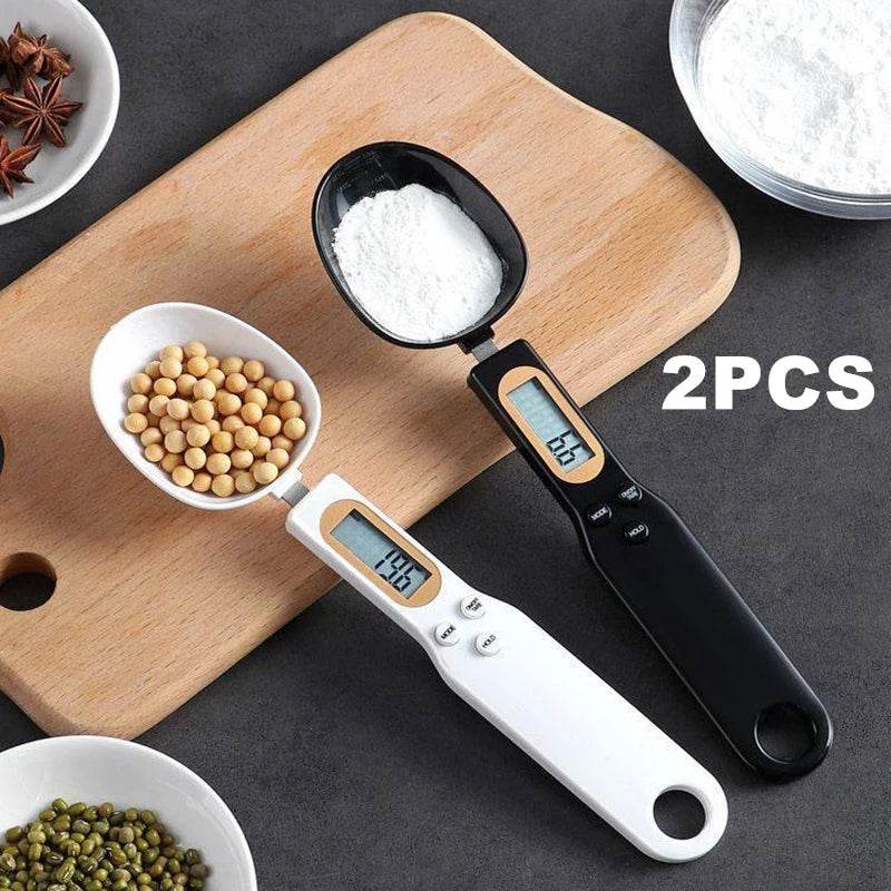 Fitzsi Essentials electronic measuring spoon set in black and white with digital display for precise measurements